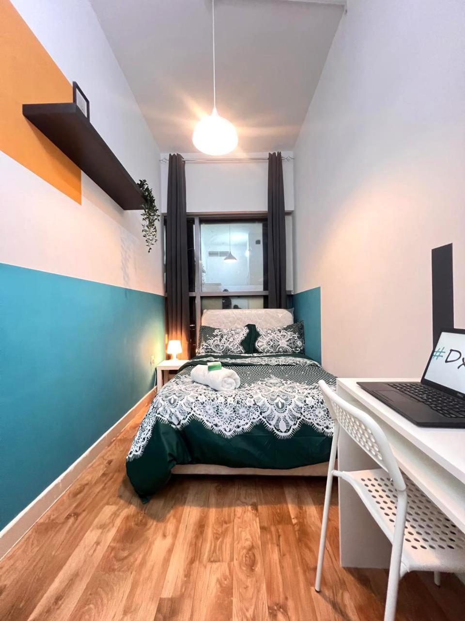 Homestay Relaxing Closed Partition In Tecom Near Metro *